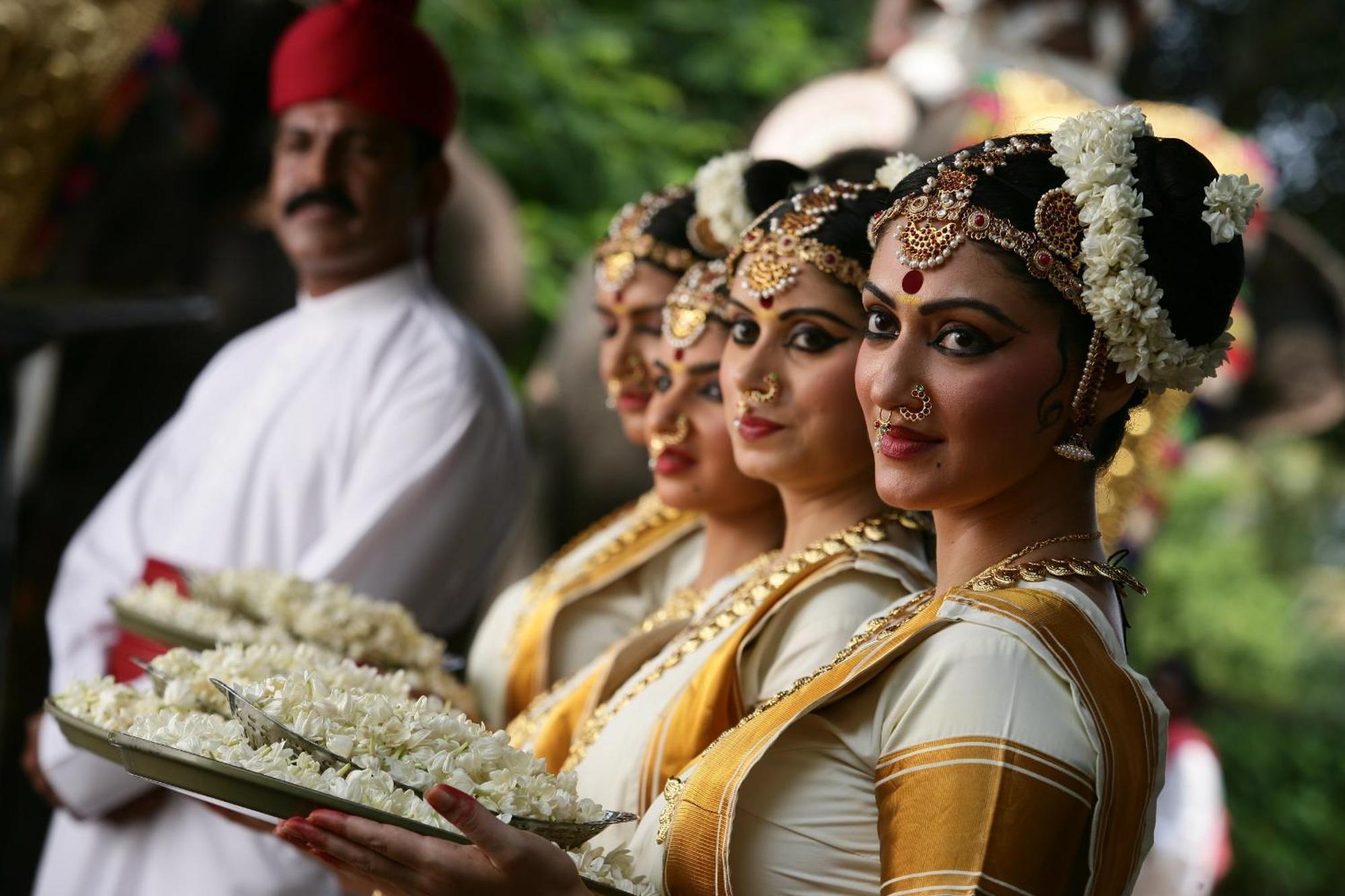 The Leela Ashtamudi, A Raviz Hotel Kollam Exterior photo A scene from the film