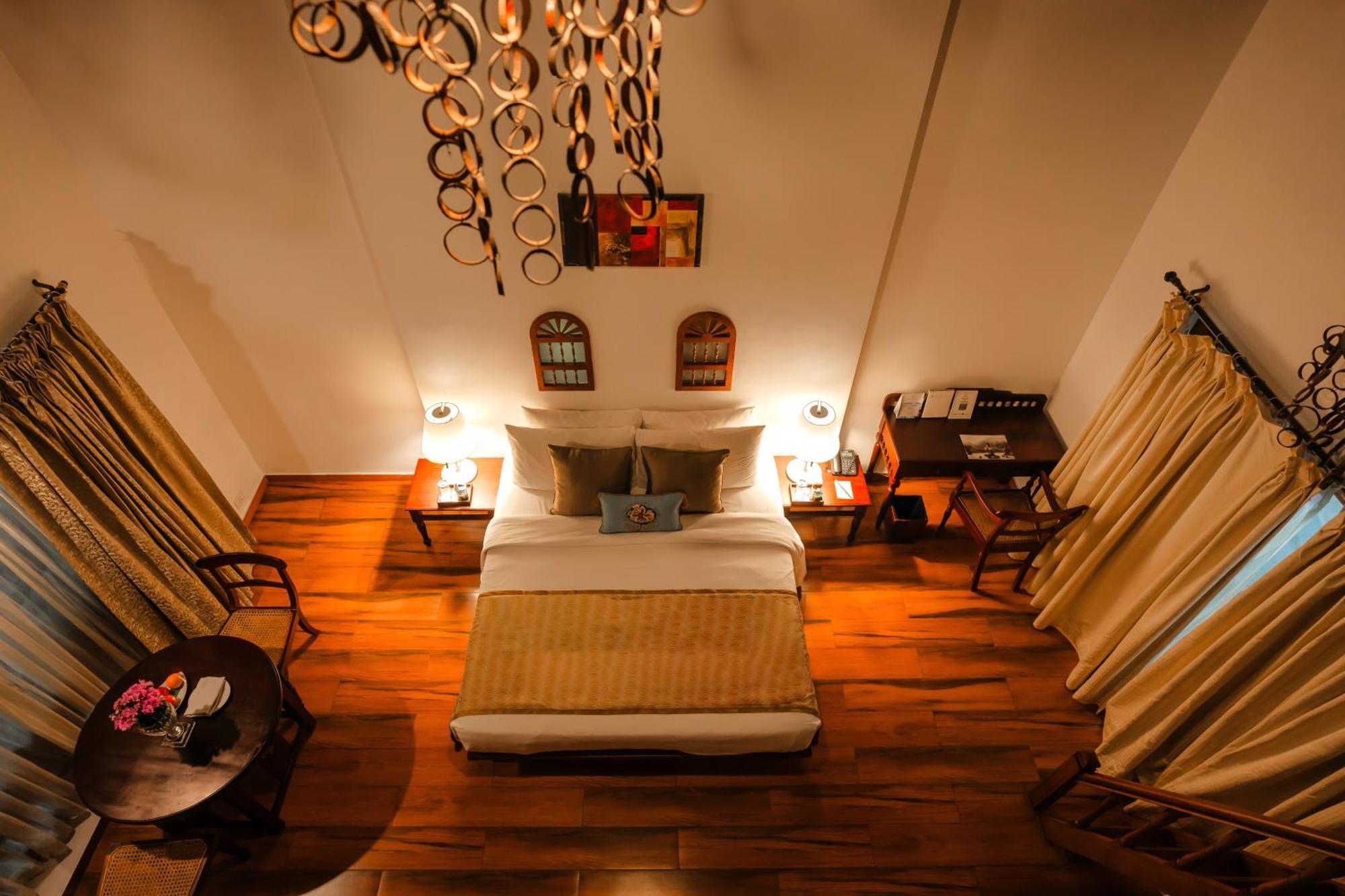 The Leela Ashtamudi, A Raviz Hotel Kollam Exterior photo A bedroom at the hotel